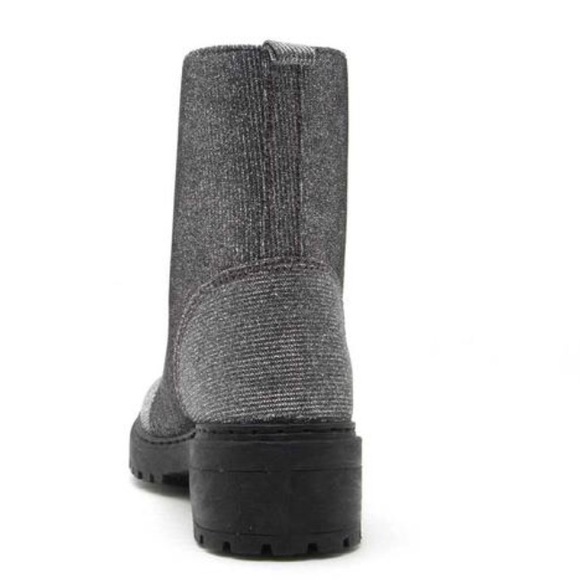 GET NOTICED! Qupid Pewter Glitter Combat BOOT - Picture 5 of 5